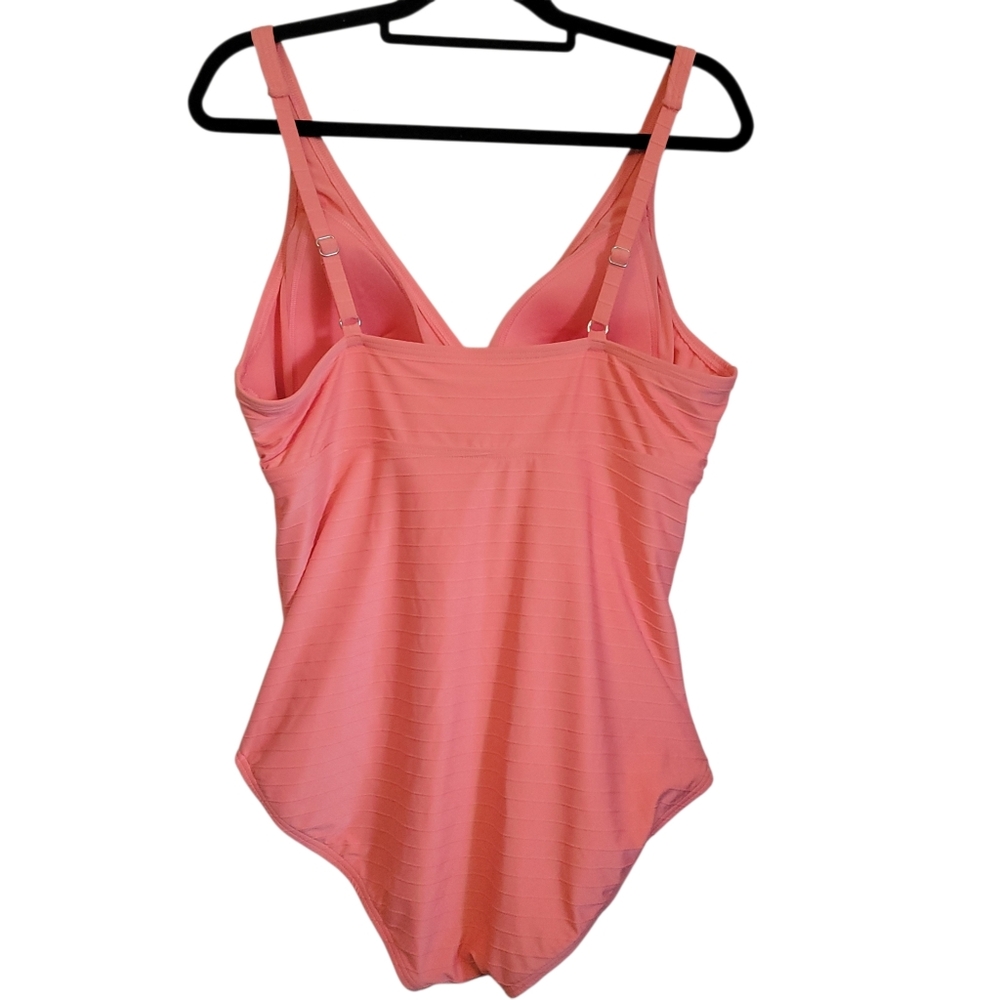 Lands’ End Coral One Piece Swimsuit Size 18 NWT Surplice V Neck Tummy Control - Picture 5 of 10